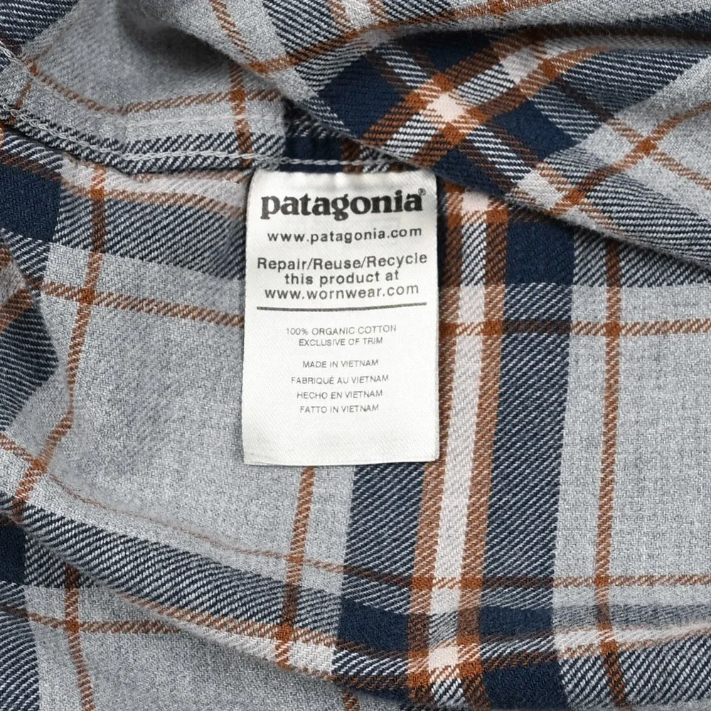 Patagonia Men's M Fjord Flannel L/S Lightweight‎ Shirt Plaid Style 54020 Hiking